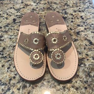 Size 7 Jack Rogers, Nude/Light Brown